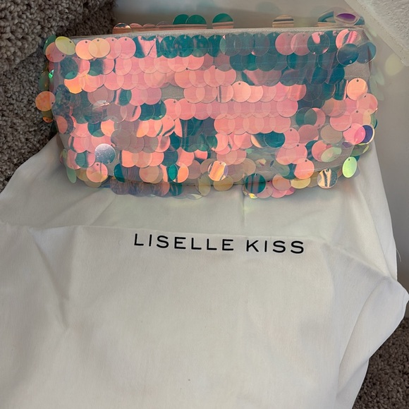 LISELLE KISS Chelsea Ball Chain Shoulder Bag - Picture 3 of 6
